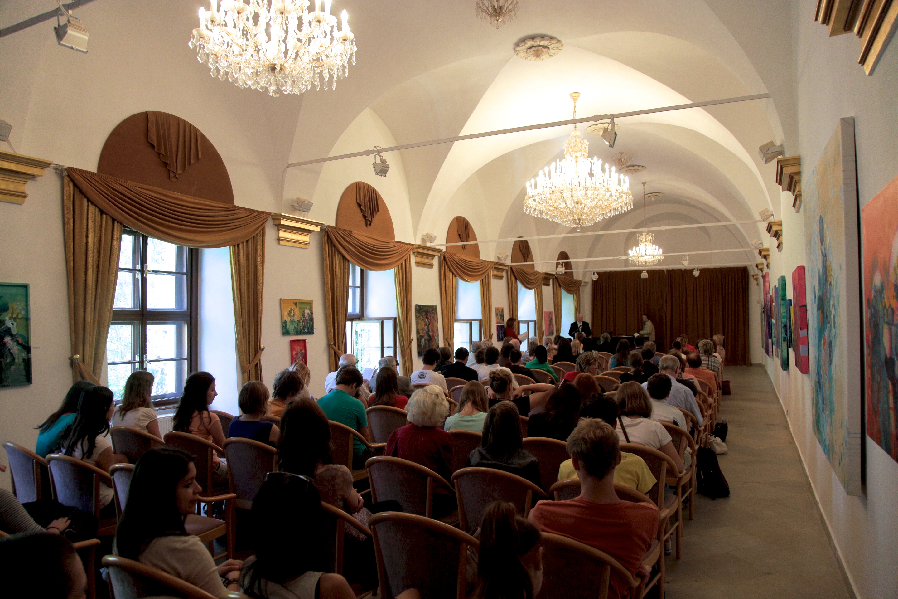 Slávnostné vyhodnotenie celoslovenskej literárnej súťaže Hodžov novinový článok 2012